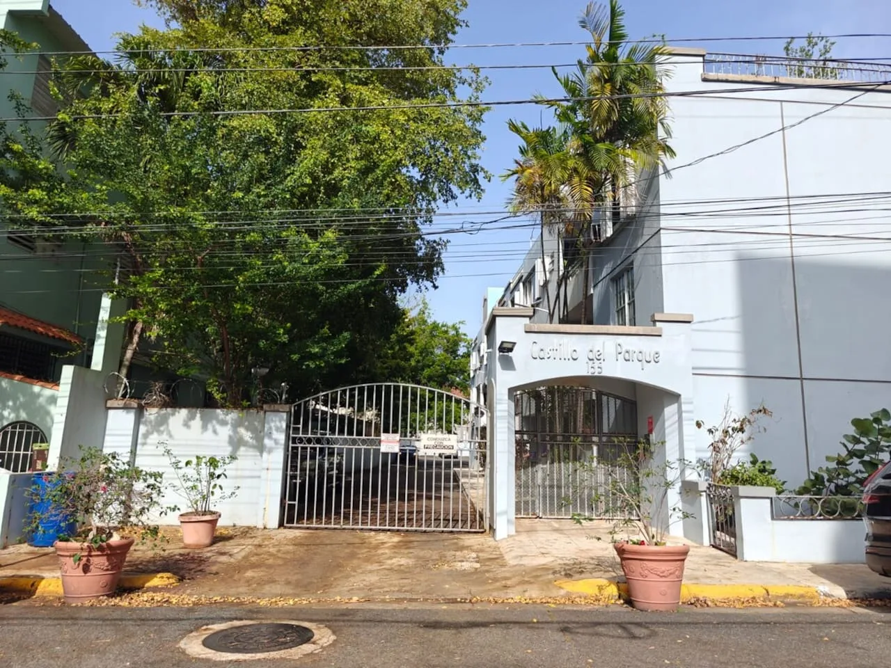 Photo 11 of San Juan 2BR | Sleeps 7 + Balcony & Laundry, Santurce
