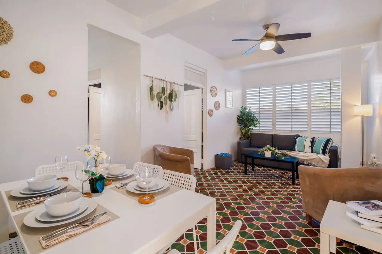 Dining room table with chairs — Tapia Mosaic Beachwalk - San Juan, Santurce